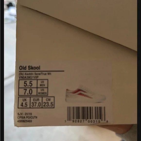 New! David Bowie Vans Old Skool White and Red Sneakers - Picture 6 of 6